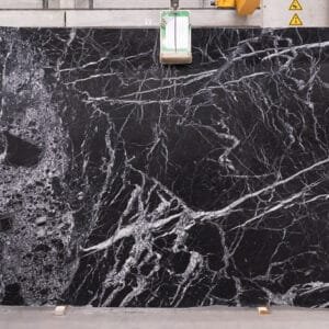 Marmeren Keukenbladen Nero Marquina Leatherlook