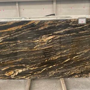 BLACK FUSION POLI Kwartsiet Aanrechtbladen