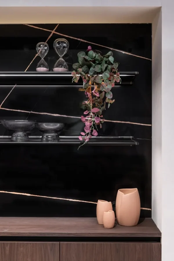 Unistone Sahara Noir Composiet Keukenbladen